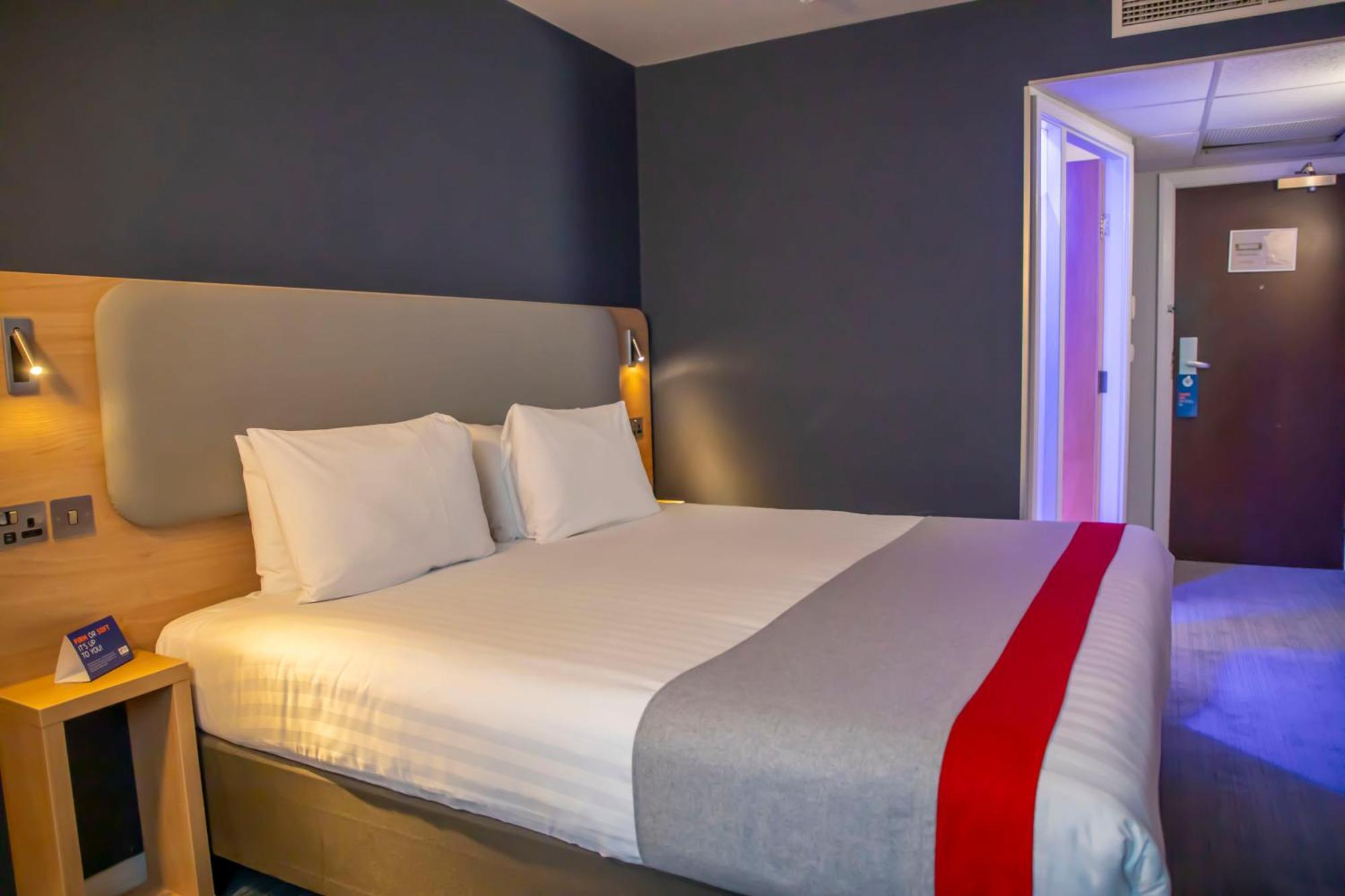 Holiday Inn Express Royal Docks By Ihg London Eksteriør bilde